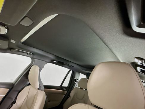 New 2026 Volvo XC90 T8 Plus w/ Protection Package Premier AWD/4WD image 22