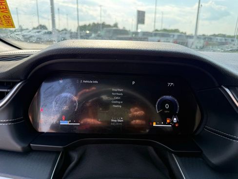 Used 2023 Jeep Grand Cherokee L Laredo image 13