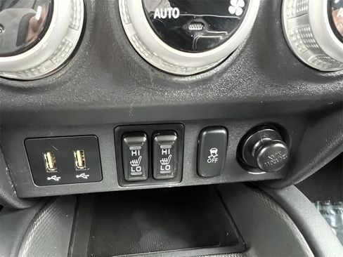 Used 2020 Mitsubishi Outlander Sport ES image 25