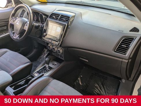 Used 2025 Mitsubishi Outlander Sport SE AWD/4WD image 29