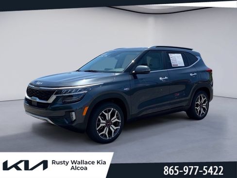 Used 2022 Kia Seltos SX w/ Sunroof Package AWD/4WD image 1