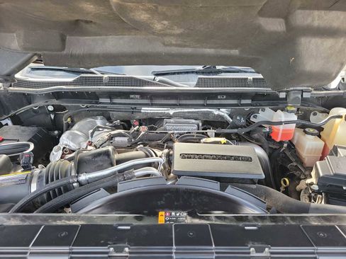 Used 2022 Chevrolet Silverado 2500 Custom w/ Gooseneck/5TH Wheel Package image 9