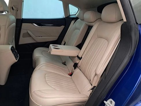Used 2021 Maserati Levante S AWD/4WD image 30