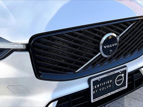 Certified 2026 Volvo XC60 B5 Plus w/ Protection Package Premier image 32