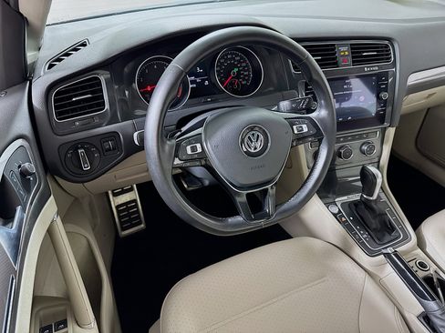 Used 2018 Volkswagen Golf Alltrack SE image 23