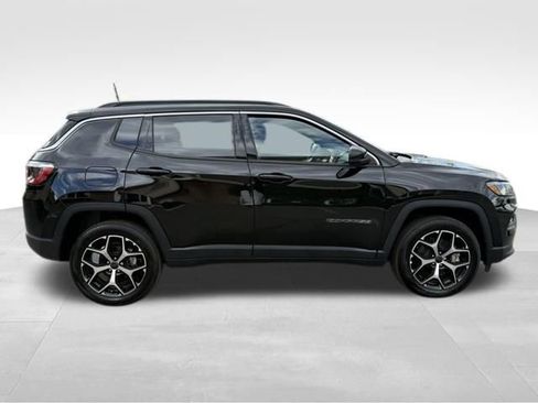 New 2026 Jeep Compass Limited AWD/4WD image 8