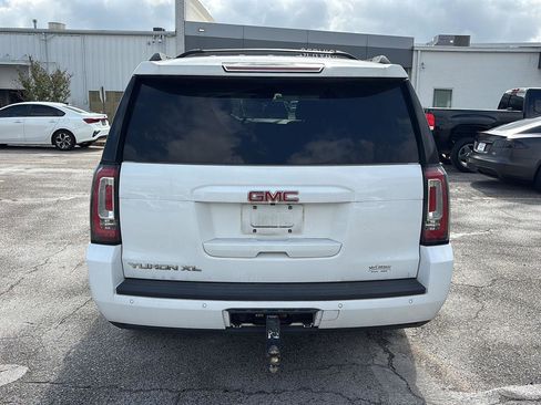 Used 2019 GMC Yukon XL SLT w/ Open Road Package RWD image 6