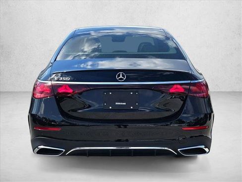 Used 2025 Mercedes-Benz E 350 Sedan image 7