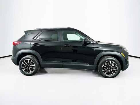 Used 2025 Chevrolet TrailBlazer LT AWD/4WD image 10