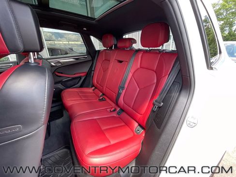 Used 2020 Porsche Macan S image 31