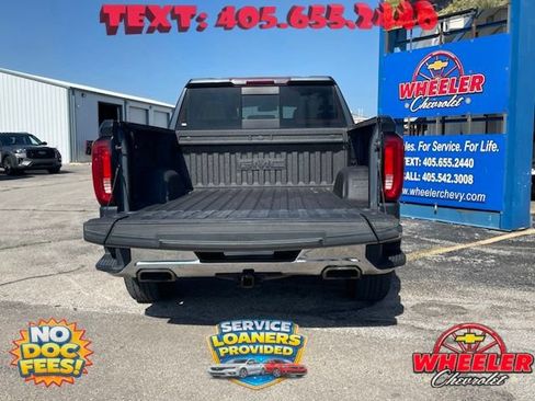 Used 2021 GMC Sierra 1500 SLT w/ SLT Premium Package AWD/4WD image 8
