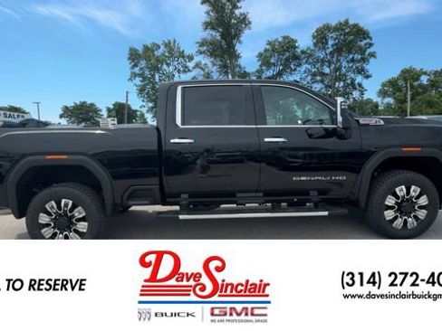 New 2026 GMC Sierra 3500 Denali w/ Denali Reserve Package AWD/4WD image 9
