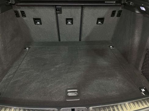 Used 2026 Porsche Macan AWD/4WD image 20