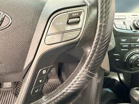 Used 2014 Hyundai Santa Fe GLS w/ Ultimate Package 06 FWD image 17