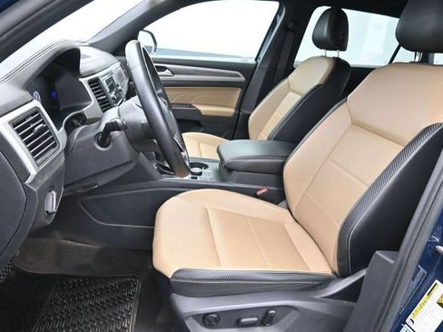 Used 2022 Volkswagen Atlas Cross Sport SE AWD/4WD image 23