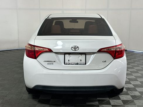 Used 2017 Toyota Corolla LE FWD image 4