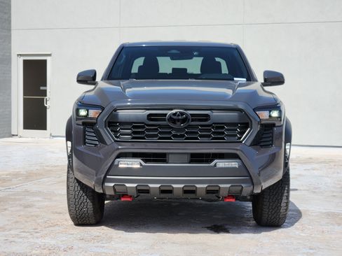 Used 2024 Toyota Tacoma TRD Off-Road AWD/4WD image 3