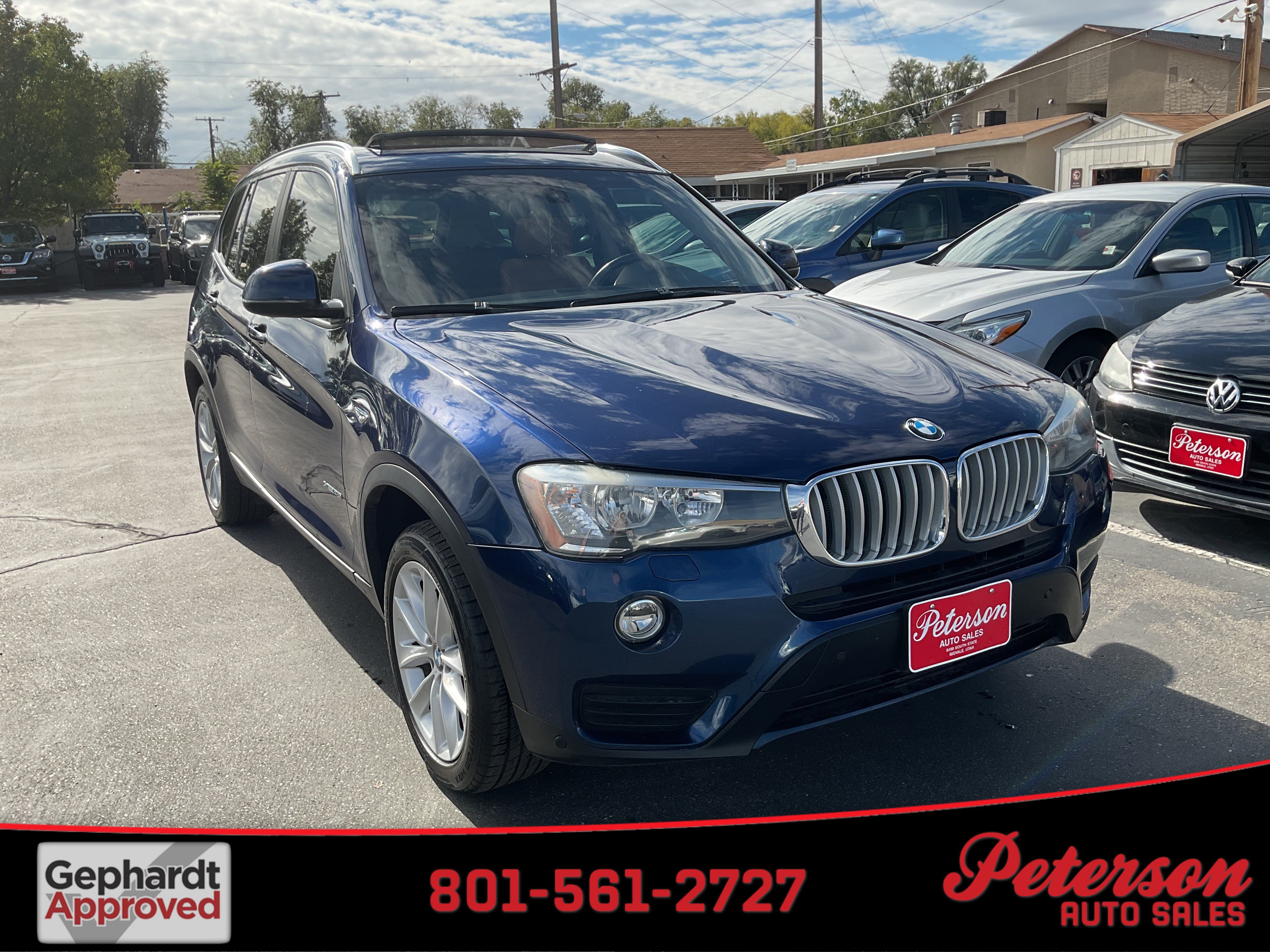 Used 2017 BMW X3 xDrive28i AWD/4WD image 1