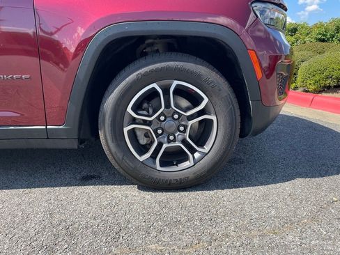 Used 2022 Jeep Grand Cherokee Trailhawk image 30