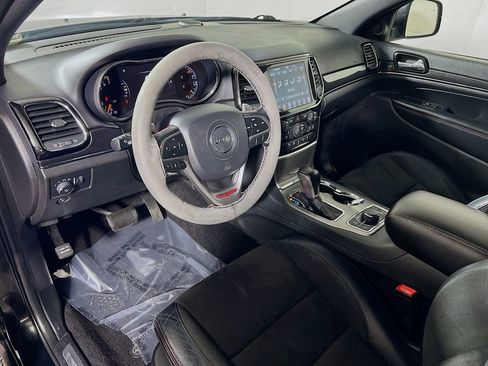 Used 2021 Jeep Grand Cherokee Trailhawk AWD/4WD image 9
