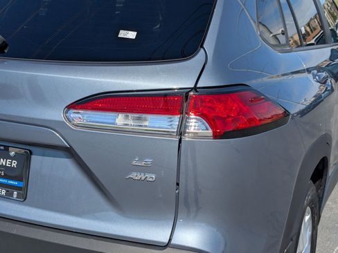 Used 2023 Toyota Corolla Cross LE AWD/4WD image 12