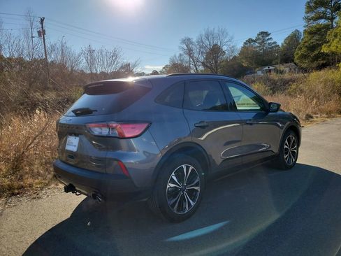 Used 2022 Ford Escape SEL w/ SEL Stealth AWD Package image 3