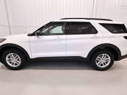 New 2027 Ford Explorer Active AWD/4WD image 6