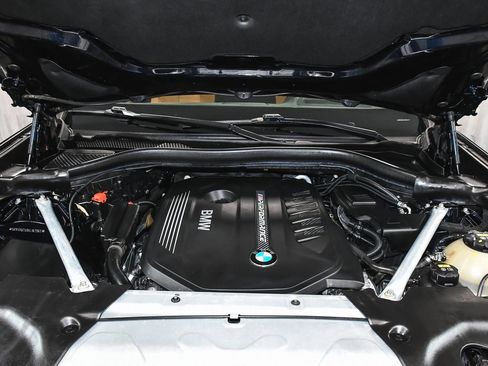 Used 2019 BMW X4 M40i image 79