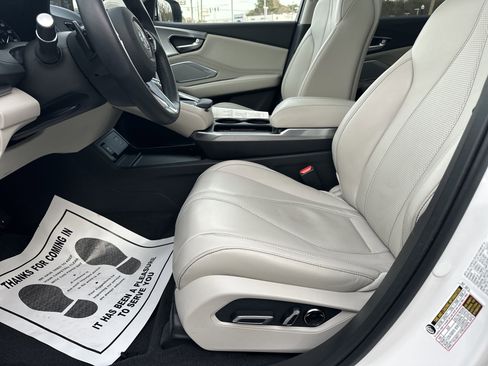 Certified 2025 Acura RDX SH-AWD w/ Technology Package image 9