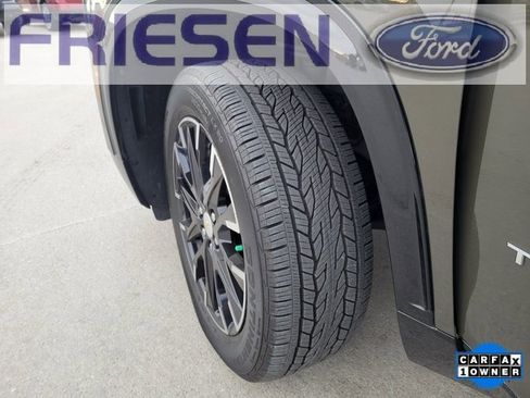 Used 2024 Chevrolet Traverse RS image 11