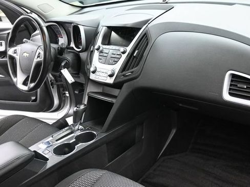 Used 2016 Chevrolet Equinox LT FWD image 29