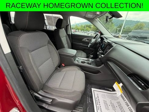 Used 2018 Chevrolet Traverse LT AWD/4WD image 40