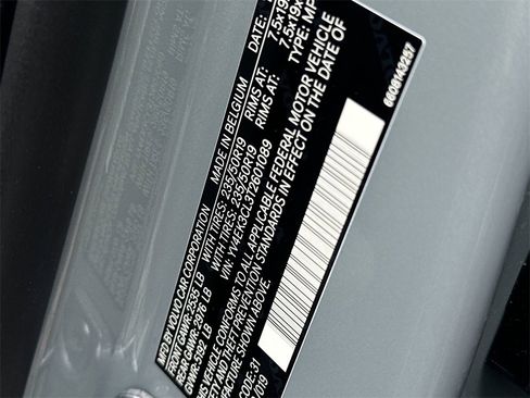 New 2026 Volvo EX30 Cross Country Ultra image 27