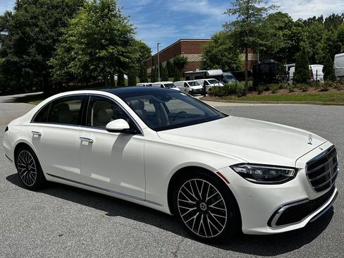 Certified 2023 Mercedes-Benz S 580 4MATIC Sedan image 2