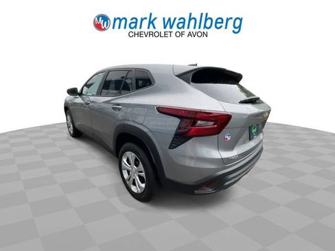 Certified 2024 Chevrolet Trax LS FWD image 6