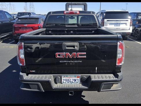 Used 2022 GMC Canyon Elevation w/ Elevation Premium Package RWD image 8