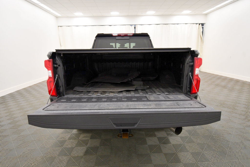 Used 2024 Chevrolet Silverado 3500 High Country w/ High Country Premium Package AWD/4WD image 7