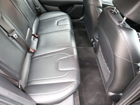 Used 2024 Hyundai Elantra Limited image 52