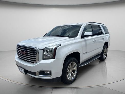 Used 2020 GMC Yukon SLT w/ Value Plus Edition AWD/4WD image 3
