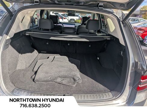 Used 2025 Genesis GV80 2.5T Standard image 8