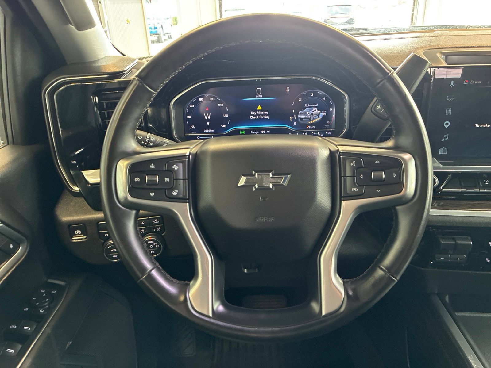 Used 2025 Chevrolet Silverado 2500 LT w/ Trail Boss Package AWD/4WD image 16