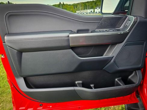 Used 2022 Ford F150 XLT w/ Equipment Group 302A High image 12