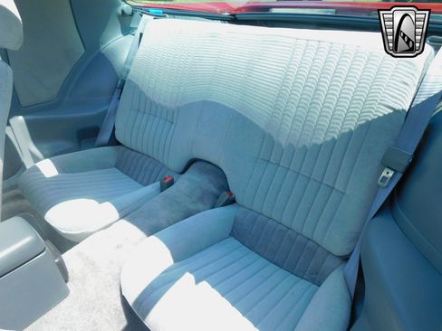 Used 1989 Pontiac Firebird Formula image 19