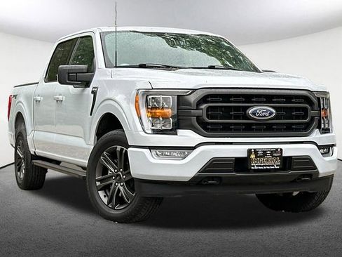 Used 2022 Ford F150 XLT w/ Equipment Group 302A High AWD/4WD image 2