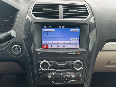 Used 2019 Ford Explorer XLT w/ Equipment Group 202A FWD image 8