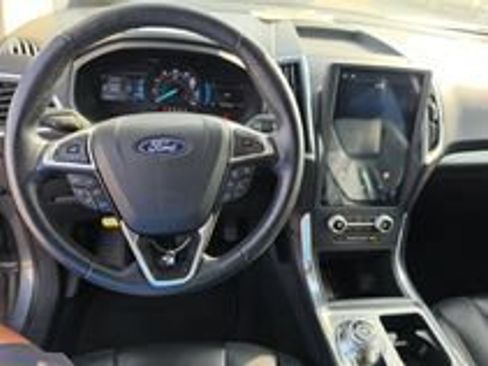 Used 2022 Ford Edge Titanium AWD/4WD image 17