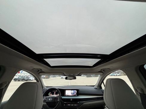 Used 2025 Nissan Murano SL image 10