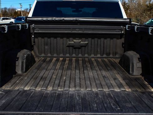 Used 2022 Chevrolet Silverado 1500 LT Trail Boss w/ Safety Package AWD/4WD image 41
