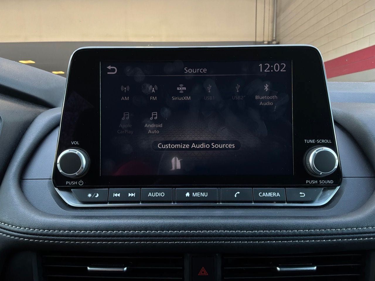 Used 2025 Nissan Rogue SV FWD image 32