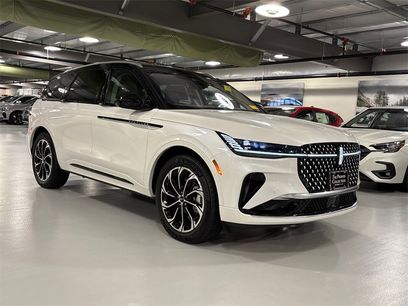 Used 2025 Lincoln Nautilus Reserve